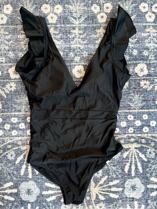 summersalt Other - Summersalt Black V-Neck One-Piece Swimsuit